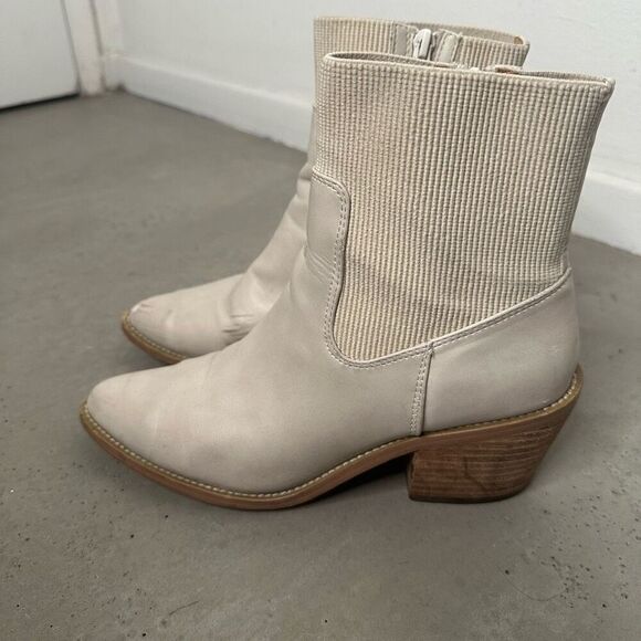 Dolce Vita Opry Boots - Picture 2 of 9